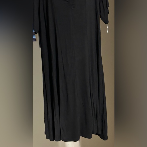 Lane Bryant Fit & Flare Short Sleeve Ribbed Dress - Picture 2 of 6